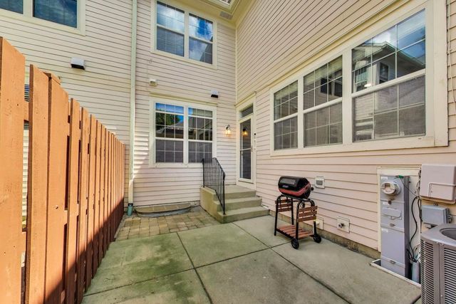 2634 Violet Street, Glenview, IL 60026