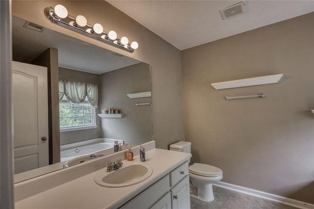 1916 Brenda Street, Statham, GA 30666