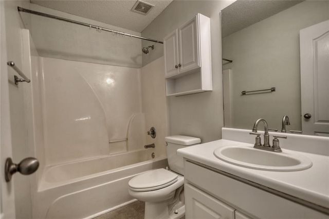 1916 Brenda Street, Statham, GA 30666