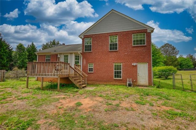 1916 Brenda Street, Statham, GA 30666