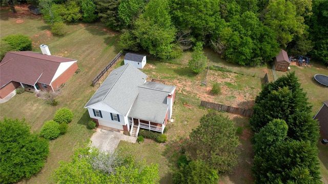1916 Brenda Street, Statham, GA 30666