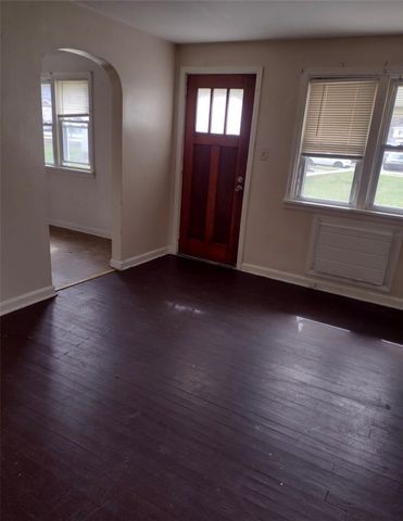 243 Kay St, Wampum, PA 16157