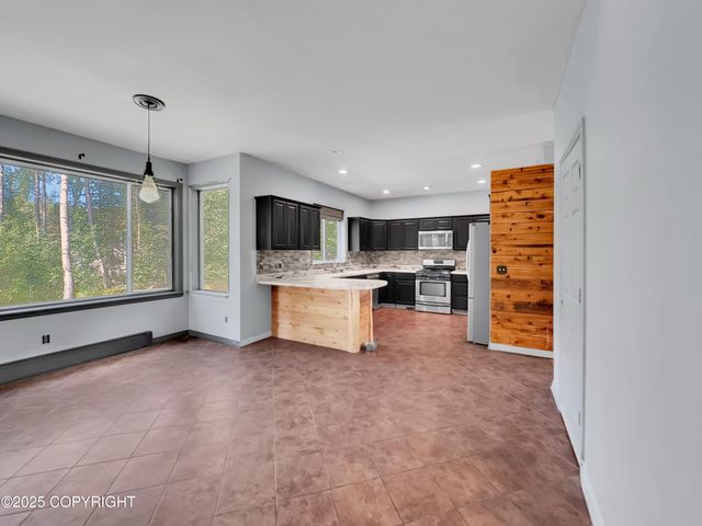 8440 S Yankee Circle, Wasilla, AK 99654