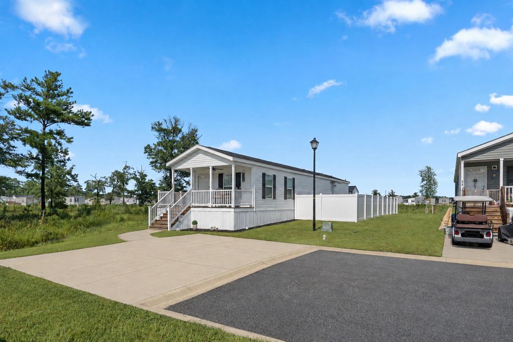 520 King Air Ct, Myrtle Beach, SC 29577 — exterior