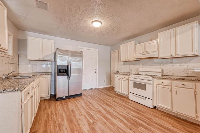 10613 Buffum Street, Houston, TX 77051