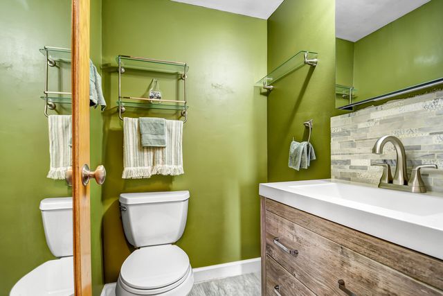 9740 S Pulaski Road 306, Oak Lawn, IL 60453