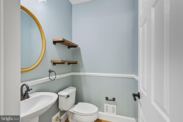 11780 CHANCEFORD DR, Woodbridge, VA 22192