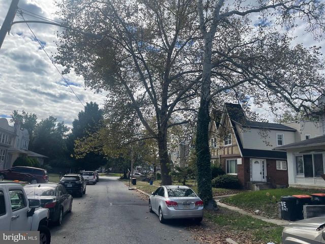 17 E MOWRY ST, Chester, PA 19013