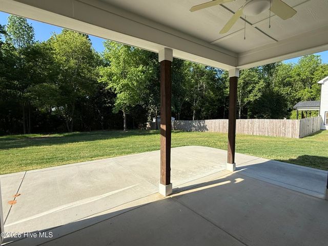 845 Warwick Lane, Carthage, NC 28327