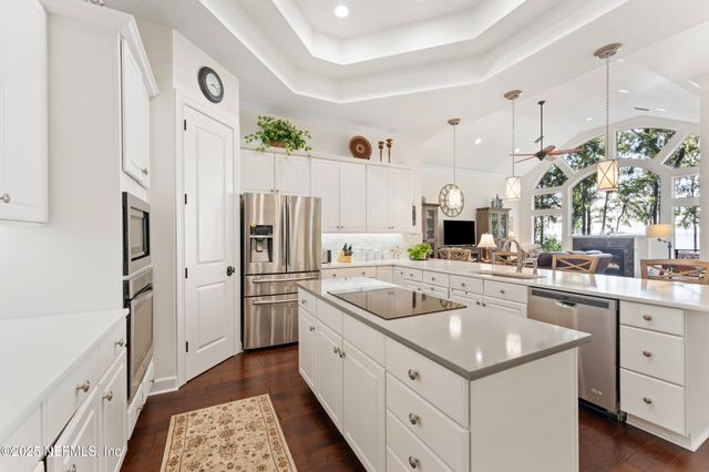 686 FREDERIC Drive, Fleming Island, FL 32003