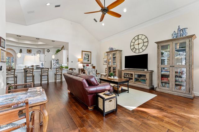 686 FREDERIC Drive, Fleming Island, FL 32003
