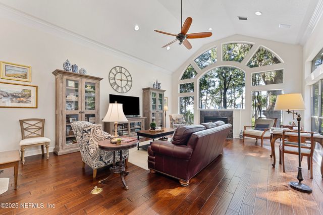 686 FREDERIC Drive, Fleming Island, FL 32003