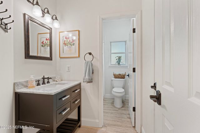 686 FREDERIC Drive, Fleming Island, FL 32003
