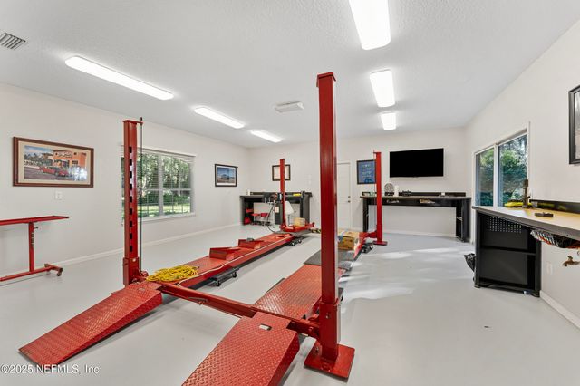 686 FREDERIC Drive, Fleming Island, FL 32003