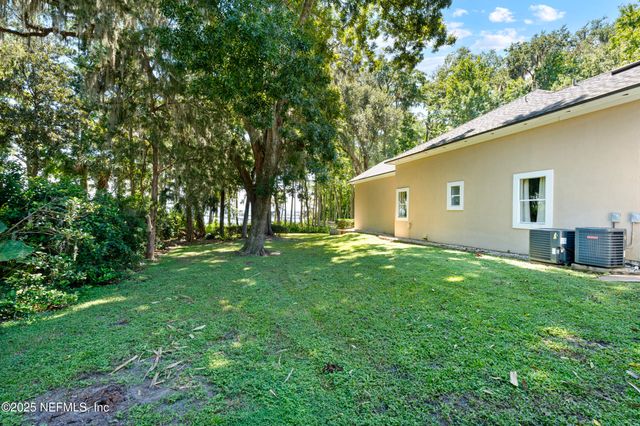 686 FREDERIC Drive, Fleming Island, FL 32003