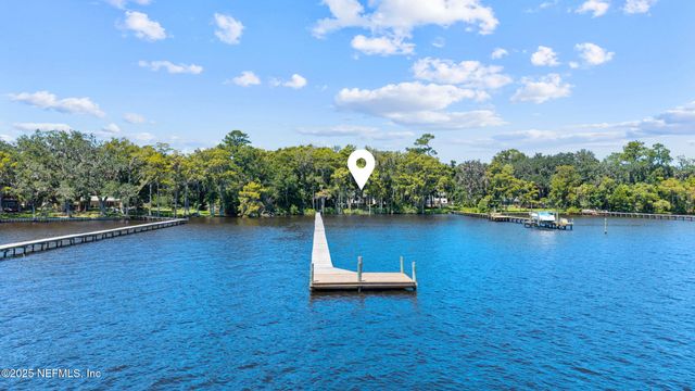 686 FREDERIC Drive, Fleming Island, FL 32003