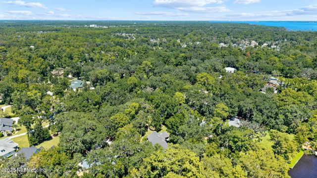 686 FREDERIC Drive, Fleming Island, FL 32003