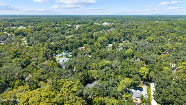 686 FREDERIC Drive, Fleming Island, FL 32003