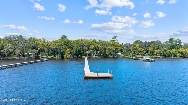 686 FREDERIC Drive, Fleming Island, FL 32003