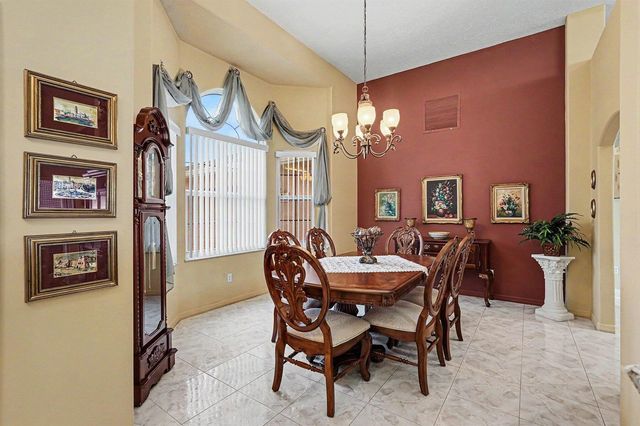 3306 SE Ford Lane SE, Port St. Lucie, FL 34984