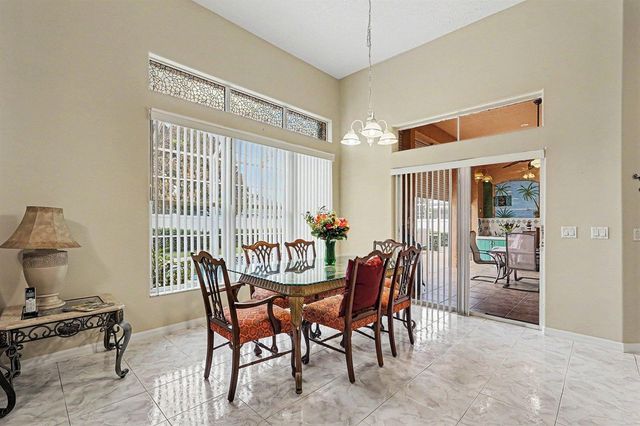 3306 SE Ford Lane SE, Port St. Lucie, FL 34984