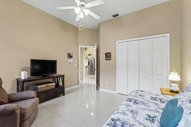 3306 SE Ford Lane SE, Port St. Lucie, FL 34984