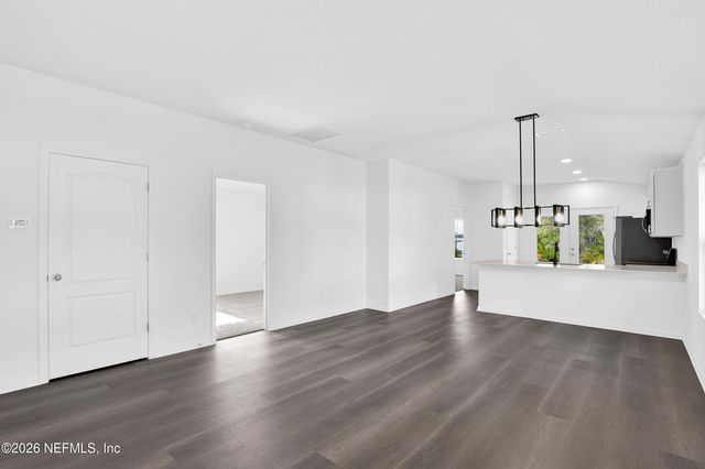 116 SEVILLA STREET Street, East Palatka, FL 32131