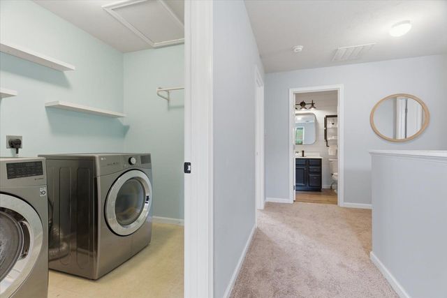 209 Scarlet Dr, Plum Boro, PA 15239