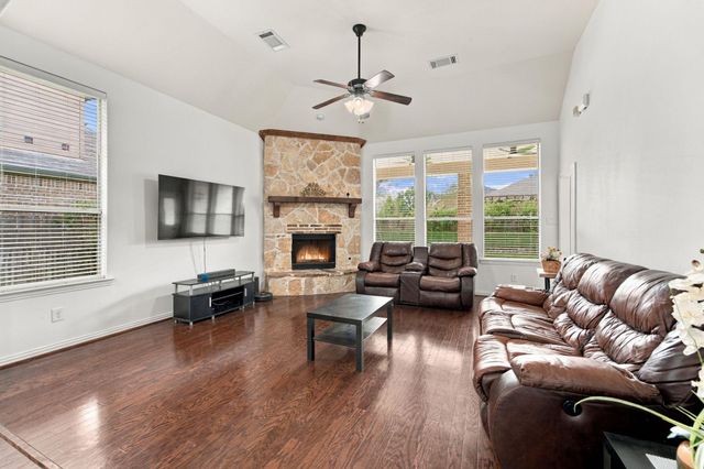 19011 Crest Cove Drive, Cypress, TX 77433