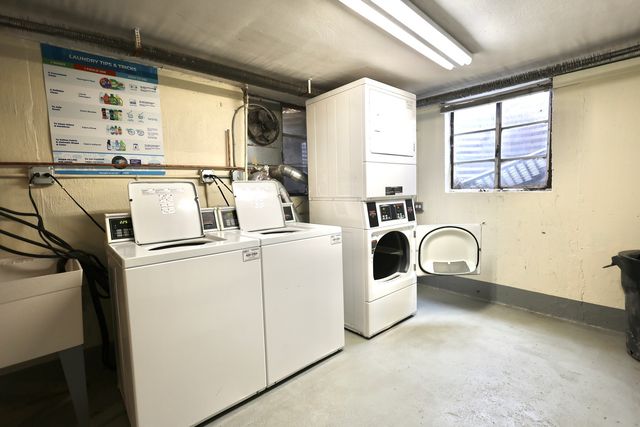 10111 Old Orchard Court 102, Skokie, IL 60076