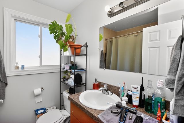 10111 Old Orchard Court 102, Skokie, IL 60076