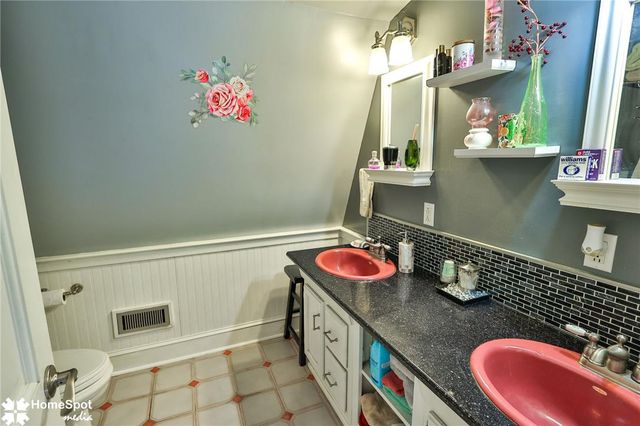 525 Rocky Valley Road, Springfield Twp, PA 18951