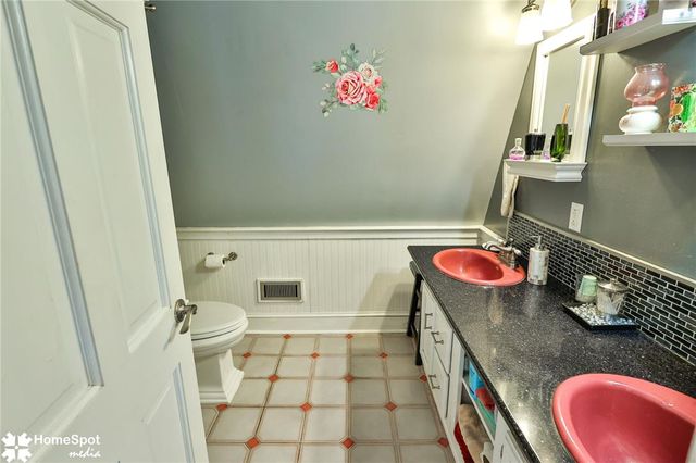 525 Rocky Valley Road, Springfield Twp, PA 18951