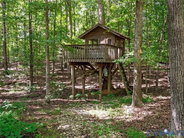 2119 French Hill Ct, Powhatan, VA 23139