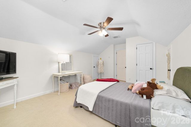 4421 Montibello Drive, Charlotte, NC 28226