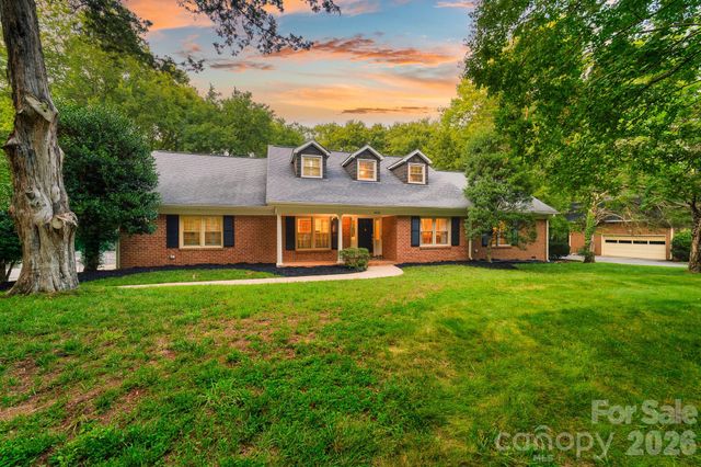 4421 Montibello Drive, Charlotte, NC 28226