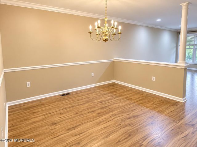 35 Ironwood Court, Middletown, NJ 07748
