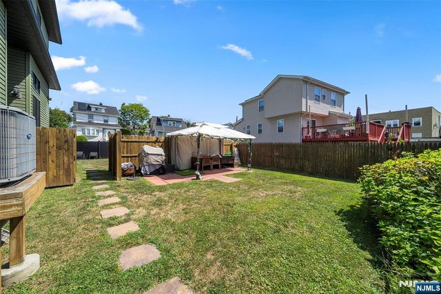17 Chamberlain Avenue B, Little Ferry, NJ 07643