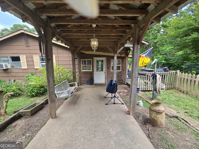 359 Jud Tench Road, Demorest, GA 30535
