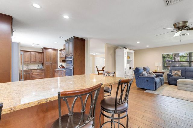 6318 OAK SQUARE W, Lakeland, FL 33813