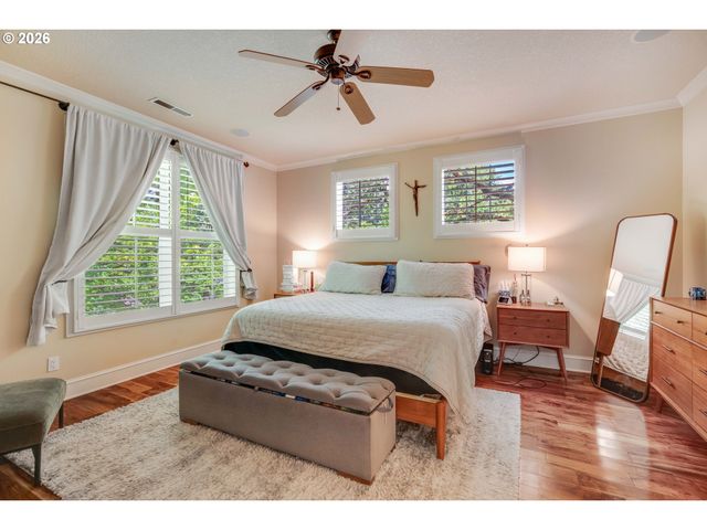 4798 AUBURN Ln, Lake Oswego, OR 97035
