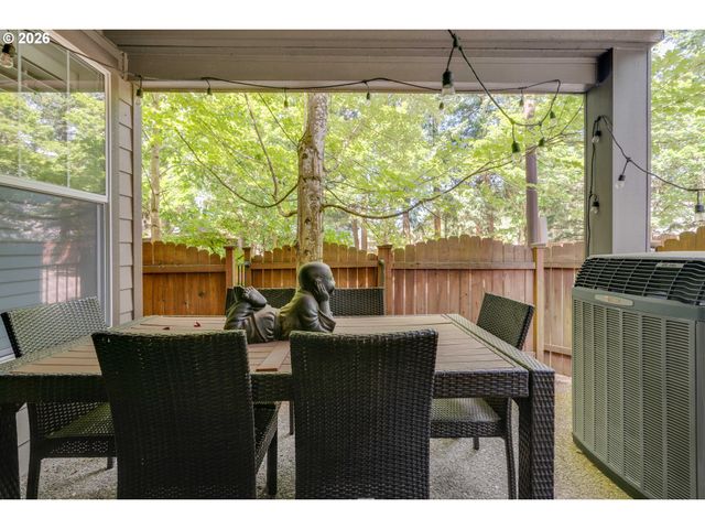 4798 AUBURN Ln, Lake Oswego, OR 97035