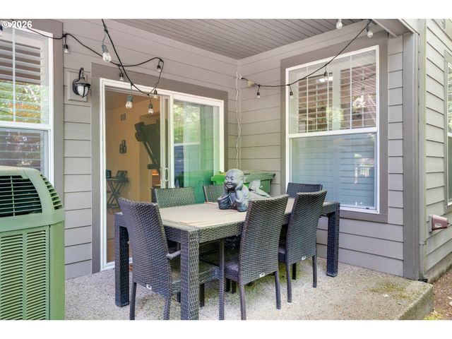4798 AUBURN Ln, Lake Oswego, OR 97035