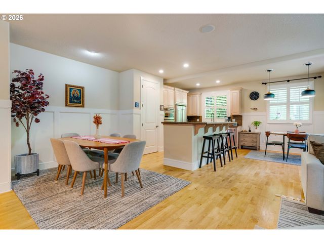 4798 AUBURN Ln, Lake Oswego, OR 97035