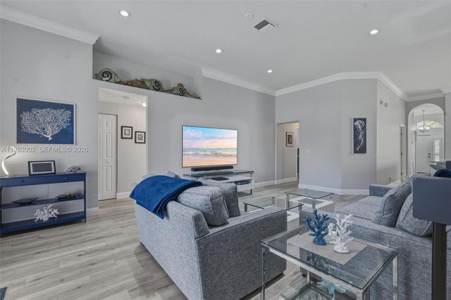 13070 NW 19th St, Pembroke Pines, FL 33028