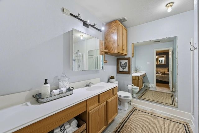 414 Binnacle Way, Crosby, TX 77532