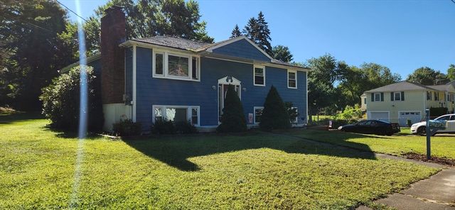 60 Wethersfield Rd, Bellingham, MA 02019