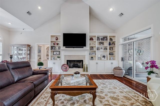 3 Oak Park Place, Savannah, GA 31405