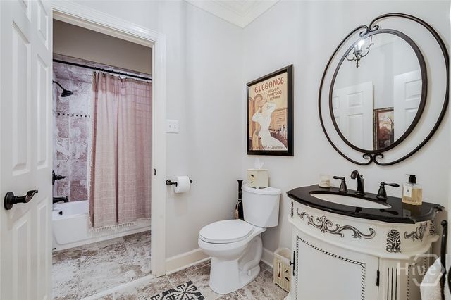 3 Oak Park Place, Savannah, GA 31405
