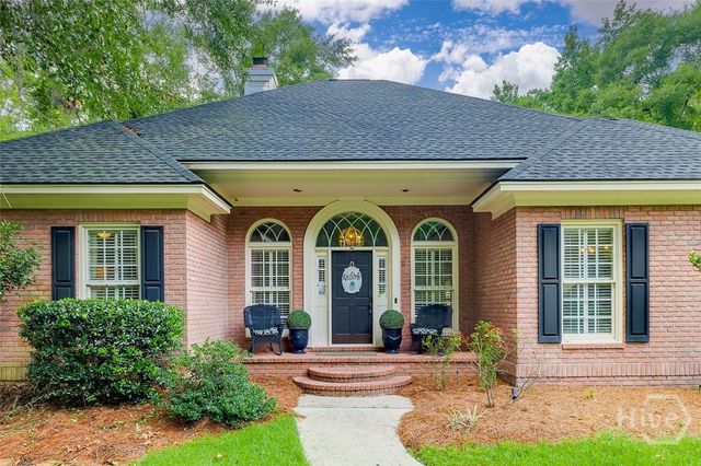 3 Oak Park Place, Savannah, GA 31405